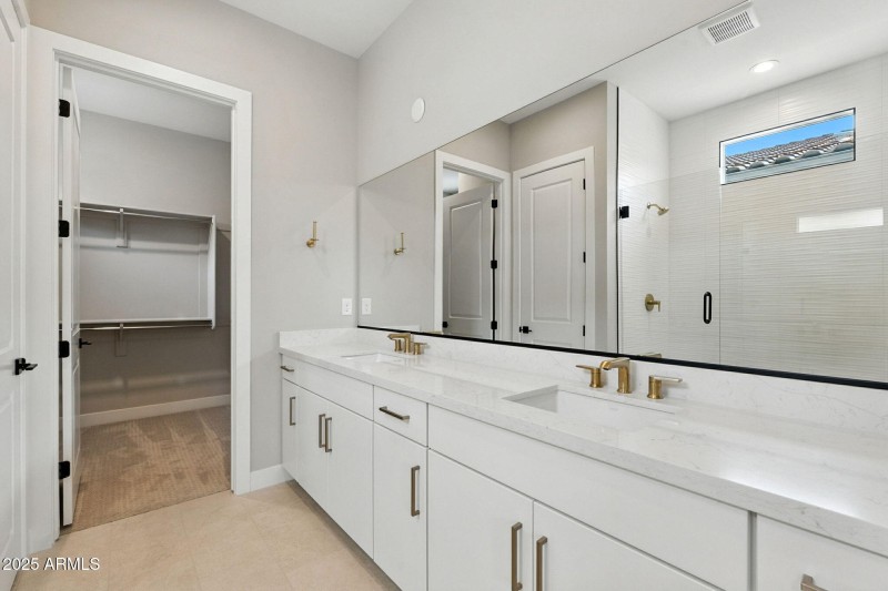 29-web-or-mls-Middlebury-29 (1)