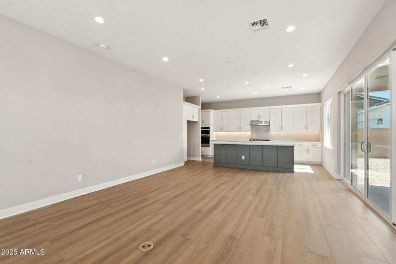 6-web-or-mls-Middlebury-6 (1)