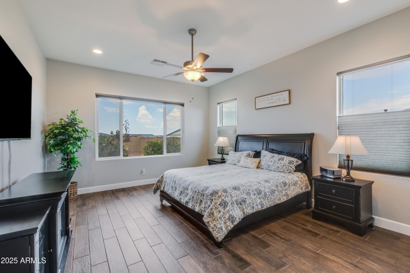7045 Sienna-22
