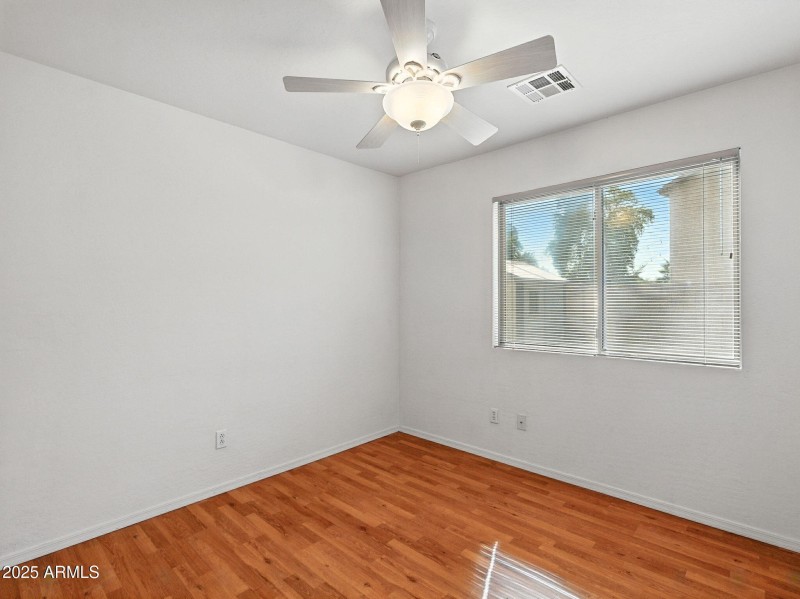 32-web-or-mls-Ian-32