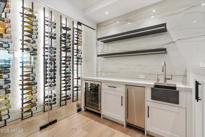 Bar & Wine Wall