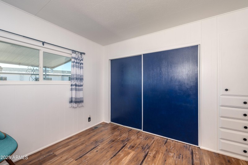 27-632-S-83rd-Way-27