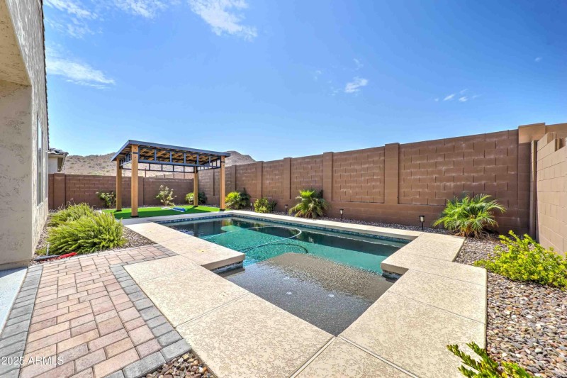 1957 W Fawn Way-36