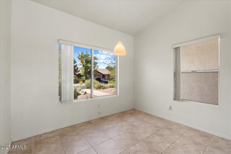 10-Breakfast Nook