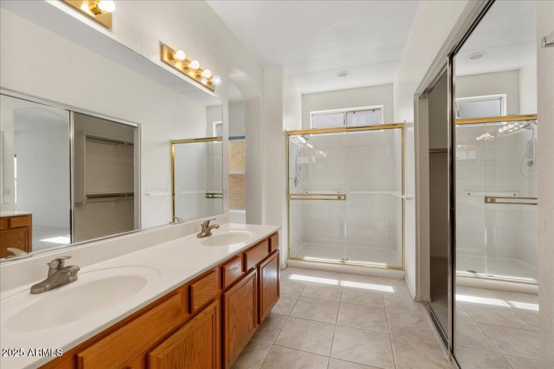 15-Primary Bathroom