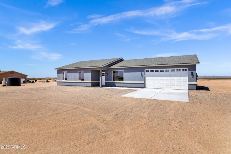 10902 E Angus Ln-2