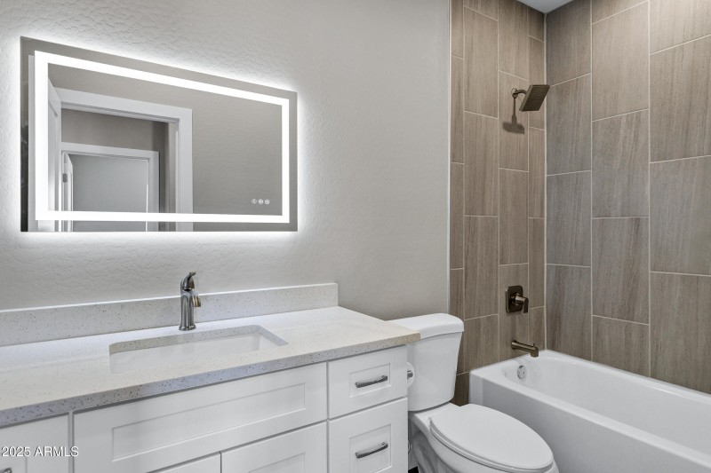 10902 E Angus Ln-17