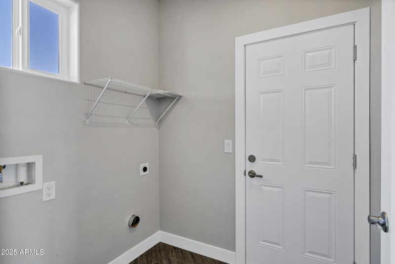 10902 E Angus Ln-23