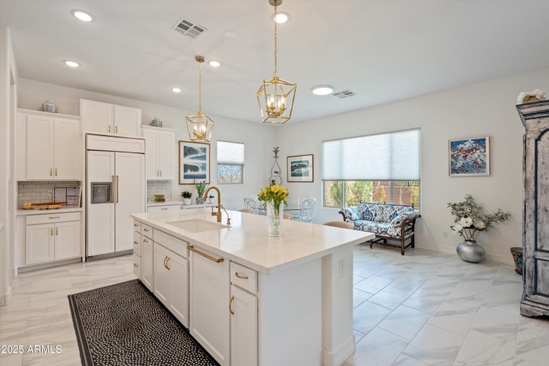 17-Kitchen