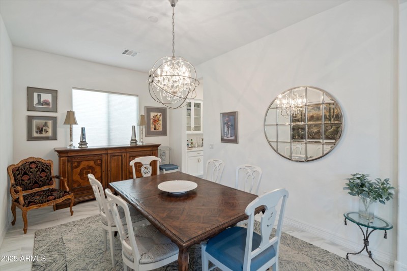 25-Breakfast Nook