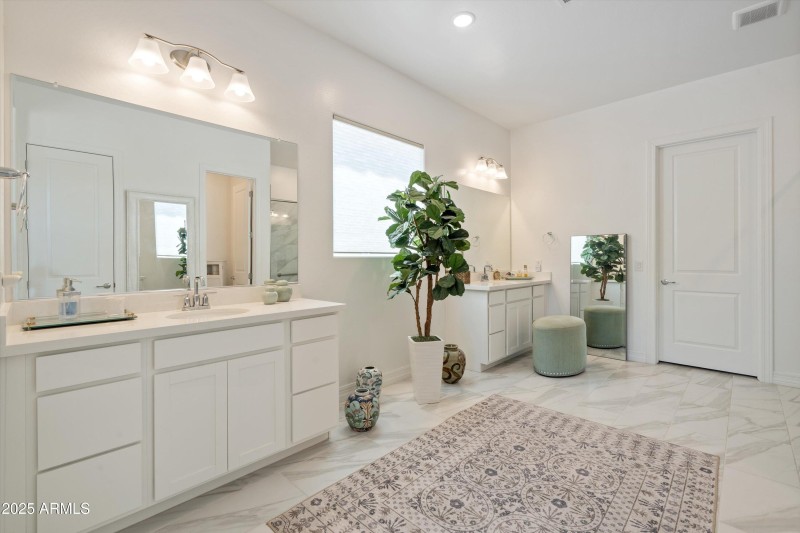 28-Primary Bathroom
