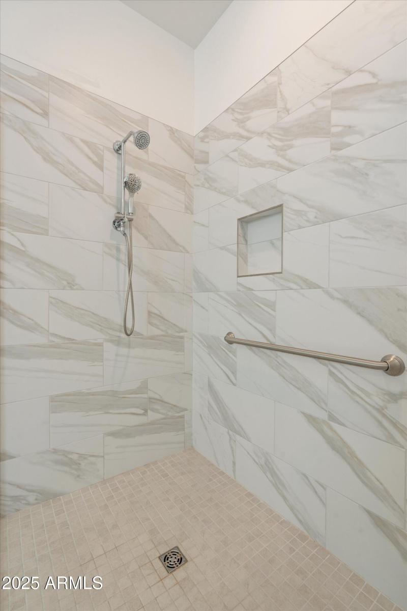 30-Primary Shower