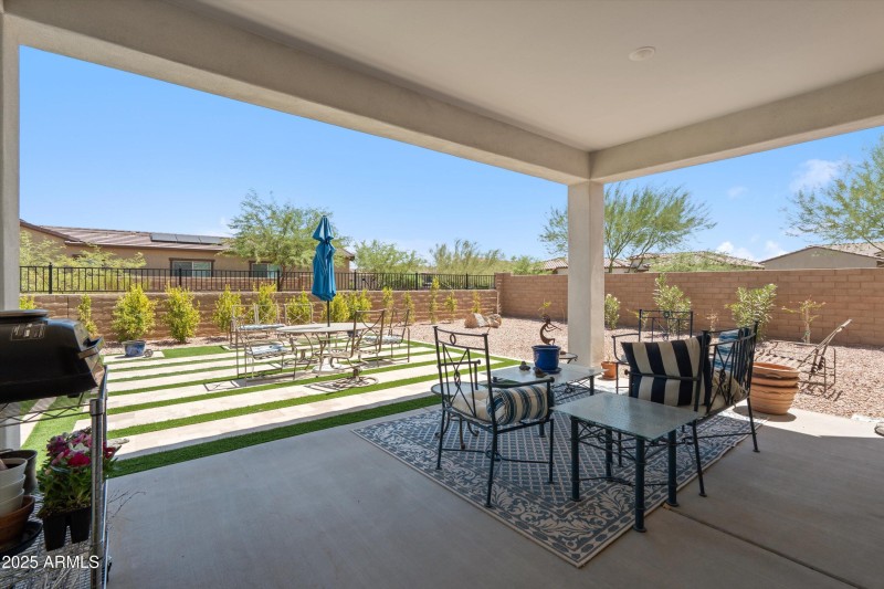 49-Covered Patio