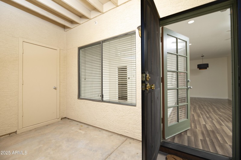 back patio 1 door opened 1