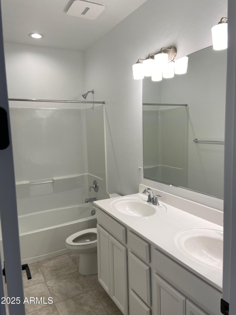2nd bathroom