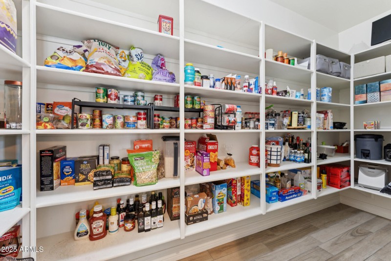 010-pantry