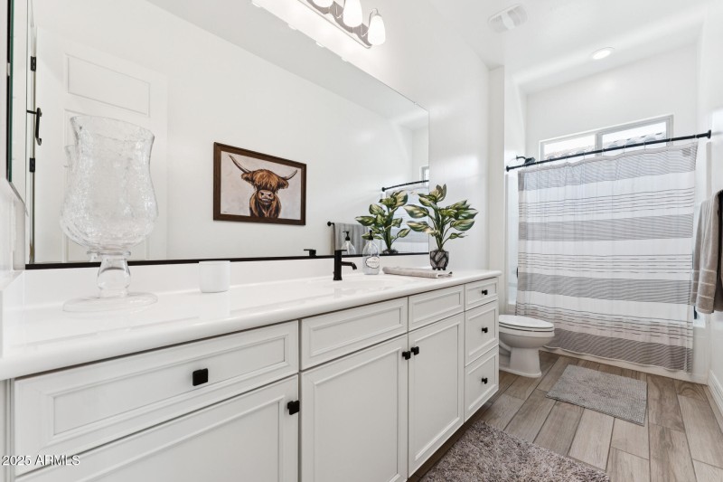 029-bathroom