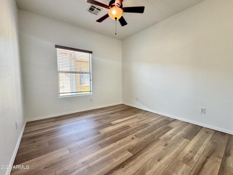 8A163C25-75D7-4A64-828B-95C8B8584FC1_1_2