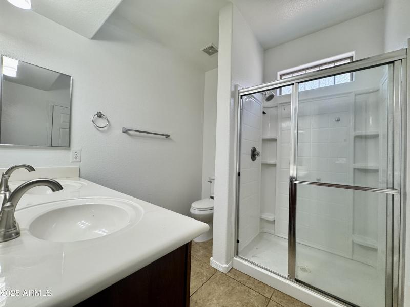 0AB2D8B2-B380-487F-8AD7-9D0A907E1F7C_1_2