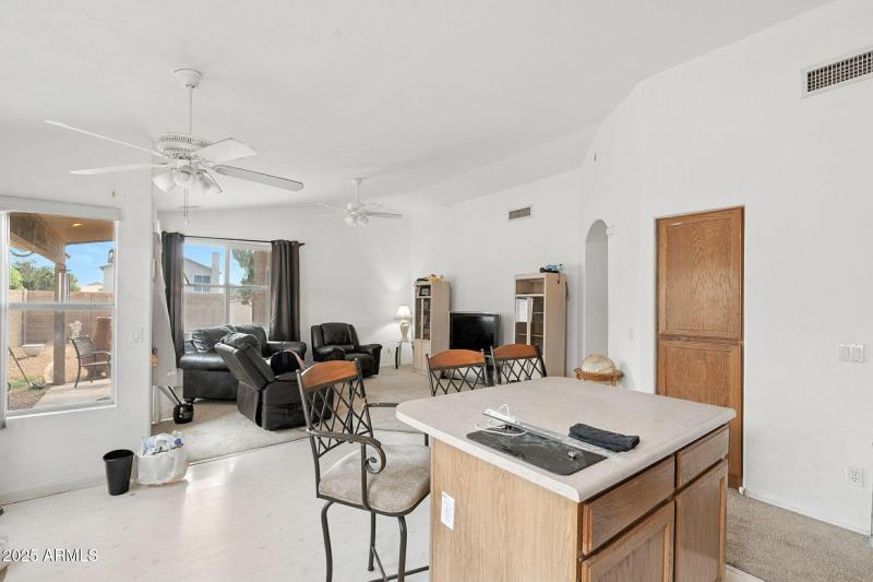 15-web-or-mls-Quartz-15