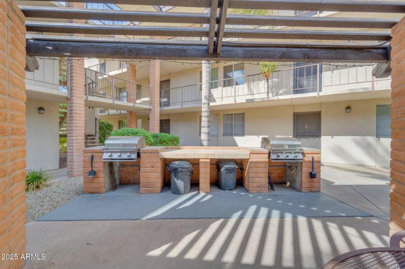 OUTDOOR GRILLS