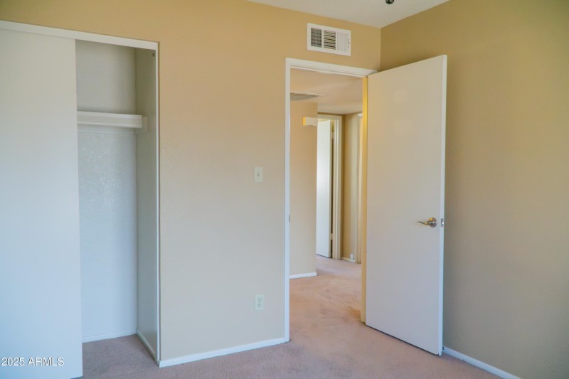 (25) Bedroom 1