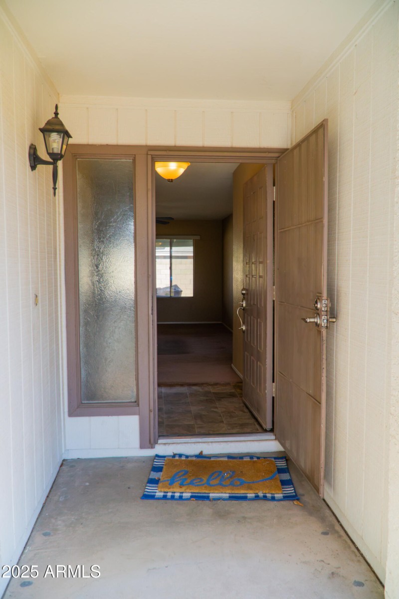 (5) Front Door (1)