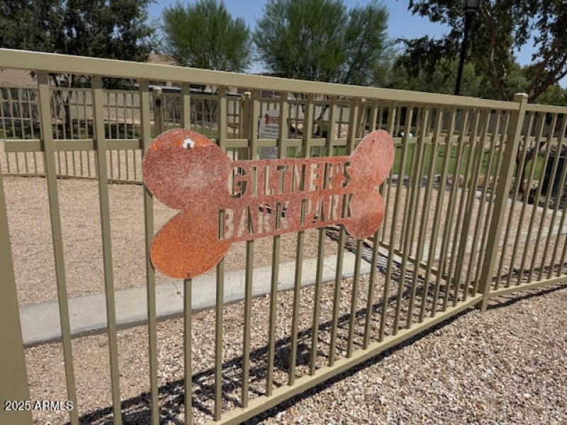 DOG PARK ENTRY