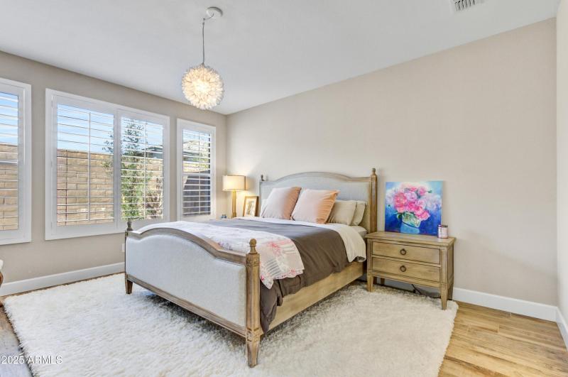 009_009_Primary Suite