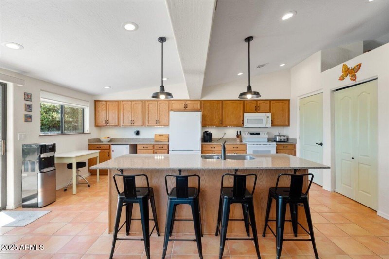 09-Kitchen