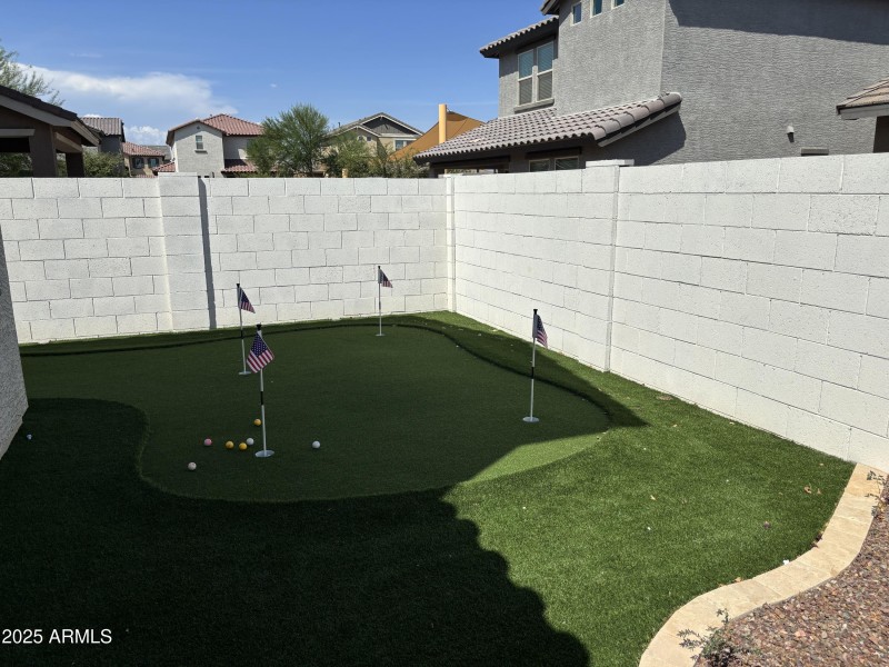 Putting Green3