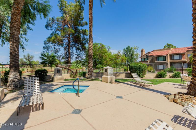 37 Desert Cove