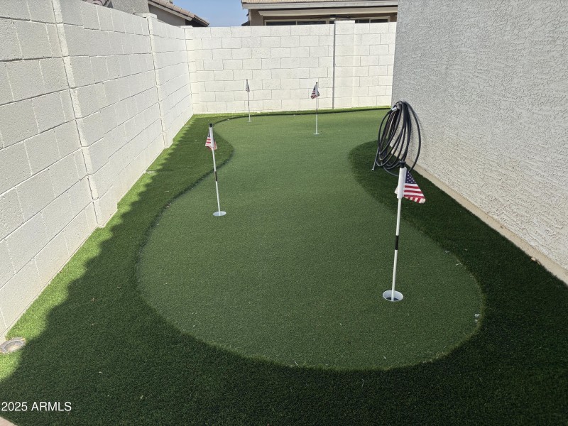 Putting Green2