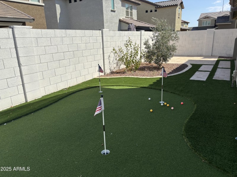 Putting Green5