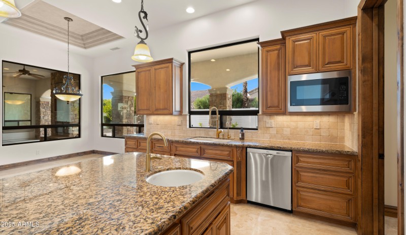 Kitchen10