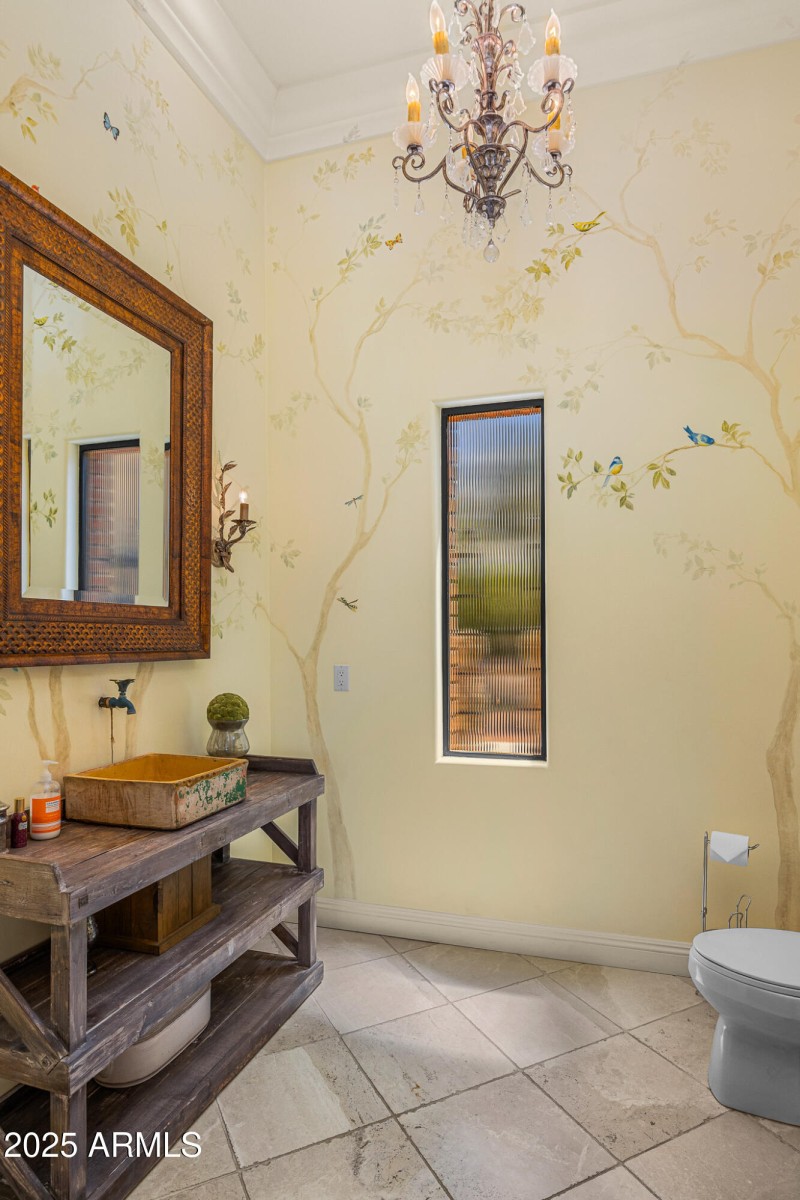 31powder room_vertical