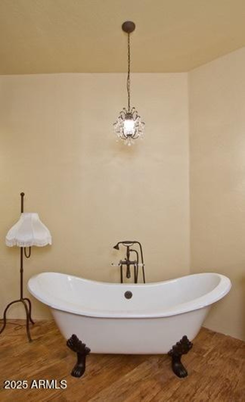 MBR Tub 2