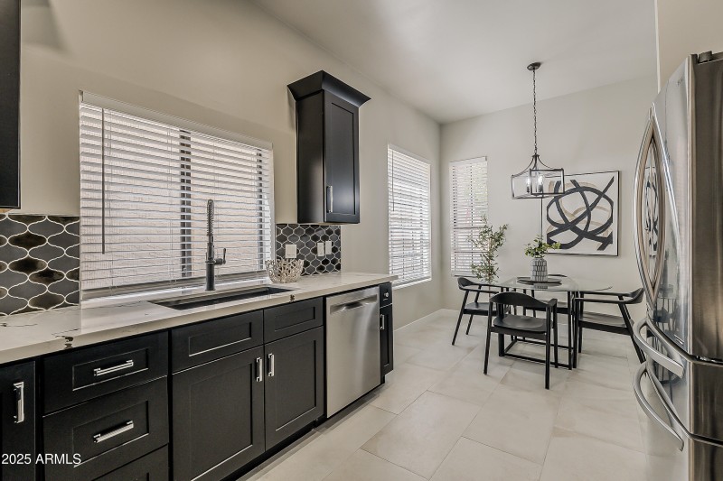 Nopal Ave-19