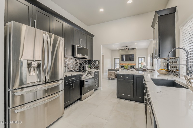 Nopal Ave-21