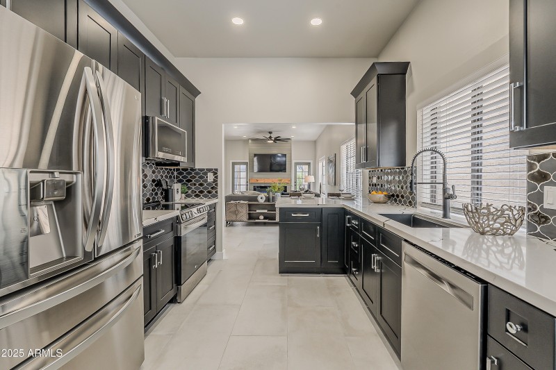 Nopal Ave-23