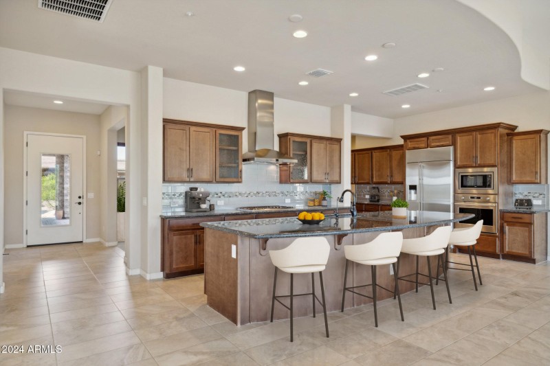 9-web-or-mls-17662-blaze-ln_finalcc