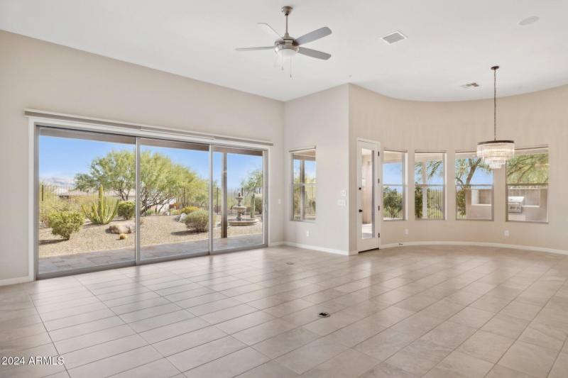 6-web-or-mls-17662-blaze-ln
