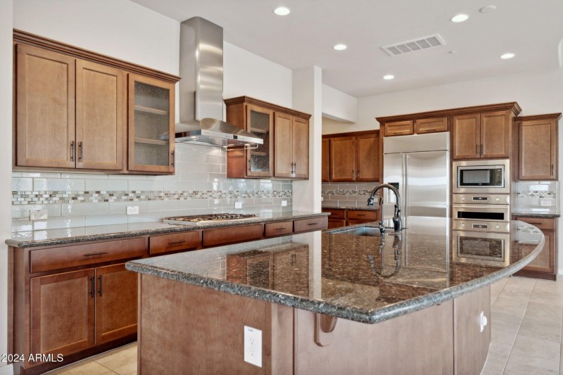 14-web-or-mls-17662-blaze-ln