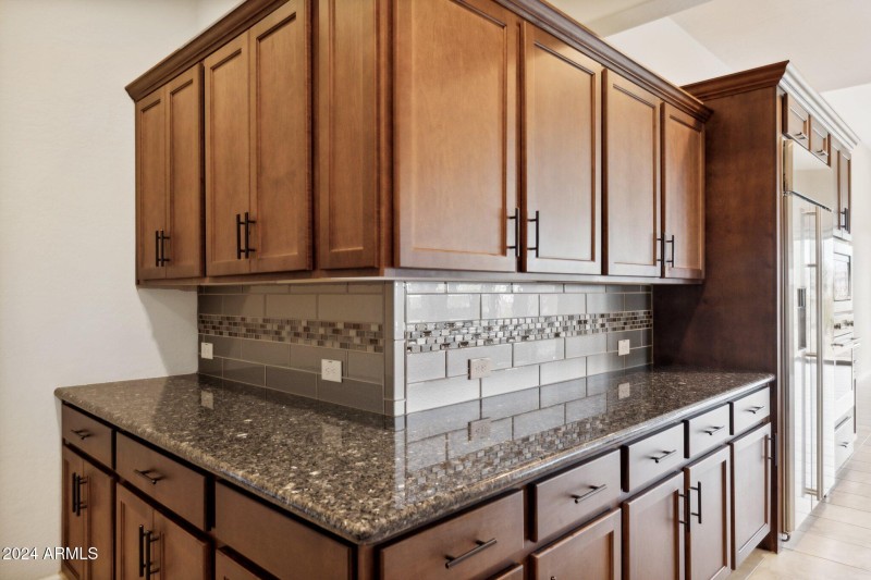 16-web-or-mls-17662-blaze-ln