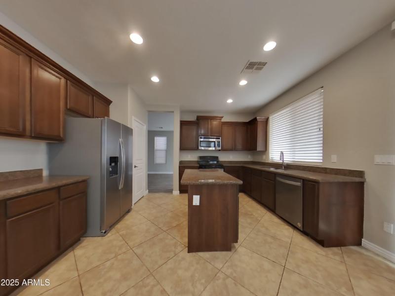 5_pc_YKvSwZEjfv_mjlO03X2td_layout_0