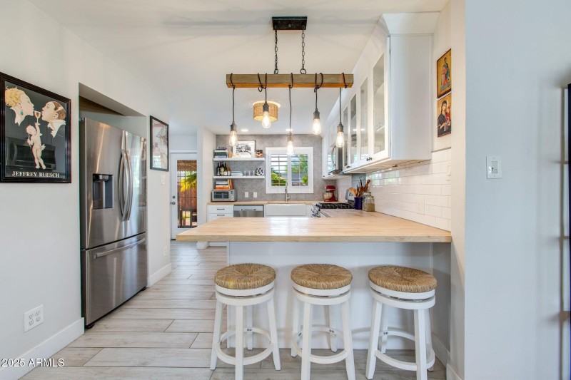 Breakfast Bar