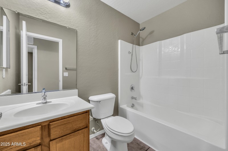 23679 W Wayland Dr_21