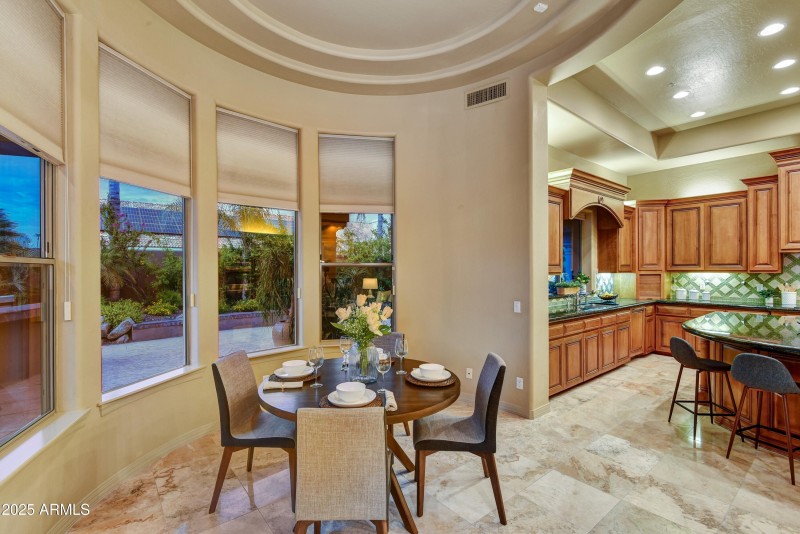 019_Breakfast Nook