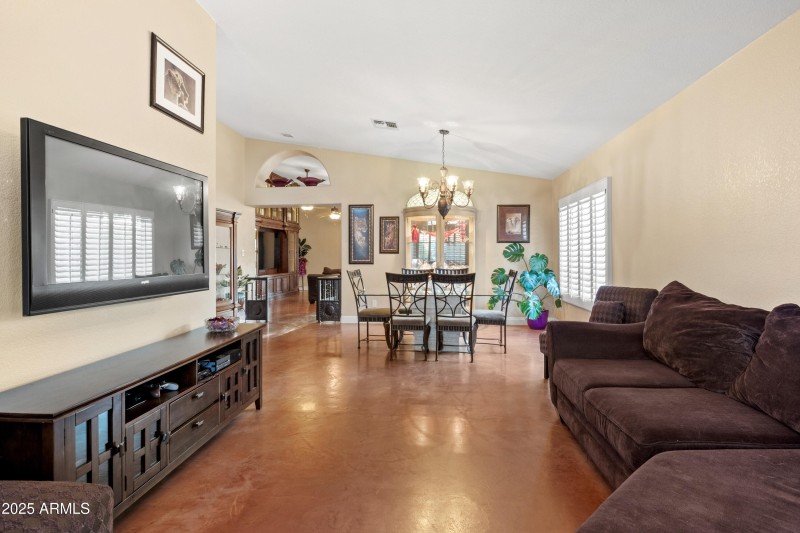 15402 N 45th Pl-10