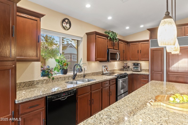 15402 N 45th Pl-14